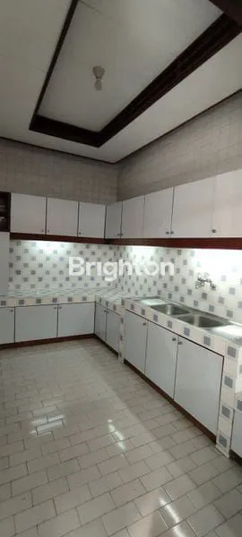 image RUMAH HERITAGE DI JANTUNG KOTA MALANG ±50 METER KE JL RAYA IJEN KOTA MALANG (6)