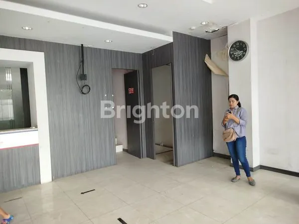 image RUKO KOMERSIAL JALAN UTAMA JEMBER (6)