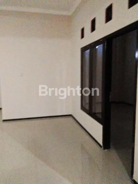 image RUMAH BAGUS 2 LT SIAP HUNI DISEWAKAN MURAH DI BANDULAN KOTA MALANG (5)