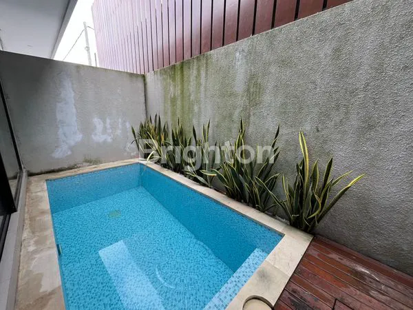 image VILLA 2 BEDROOM BARU SELESAI RENOVASI DI TIYING TUTUL PERERENAN BADUNG (6)