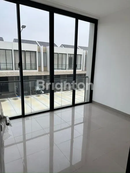 image RUMAH BARU 2KT DI CALIFORNIA PIK2, DEKAT MALL & TOL (2)