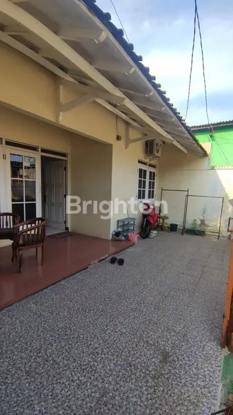 image RUMAH FULL PERABOTAN PASAR KLIWON SOLO  (DEKAT DENGAN RS. ISLAM KUSTATI) (2)