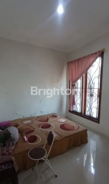 image RUMAH DI PASAR KLIWON SOLO (6)