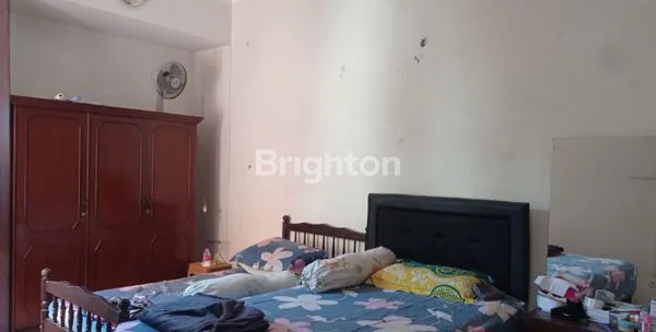 image RUMAH DI PASAR KLIWON SOLO (5)