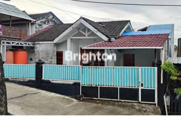 image DIJUAL RUMAH 1 LANTAI TENGAH KOTA BERNUANSA LOKASI DALAM PERUMAHAN KORPRI AMAN NYAMAN HARGA NEGO (1)