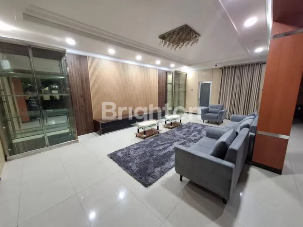 image RUMAH JL.GUDANG PELURU, TEBET, JAKARTA SELATAN,SEMI FURNISHED (3)