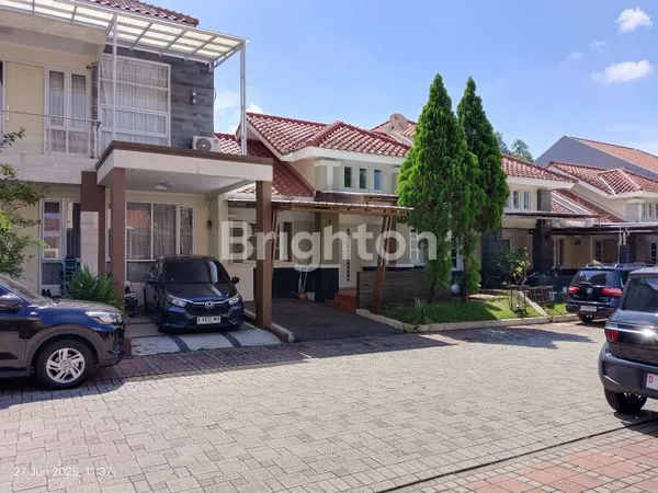 image RUMAH MEWAH SEMI-FURNISH DI KOTA BARU PARAHYANGAN (1)