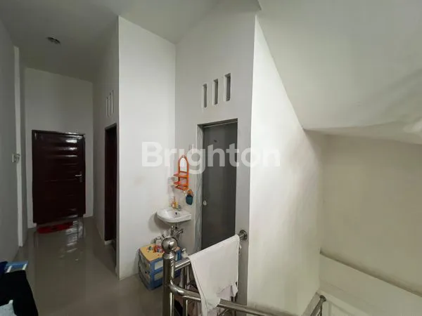 image VILLA CANTIK 2 LANTAI SIAP HUNI DI PANCING, DEKAT MMTC (3)