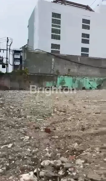 image TANAH DIJUAL TURUN HARGA DI SEMINYAK BALI WALKING DISTANCE TO THE BEACH (5)