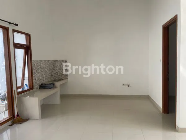 image RUMAH DI COLOMADU (6)