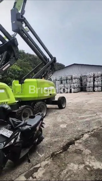 image TANAH DAN BANGUNAN DI CISAUK TANGERANG (2)