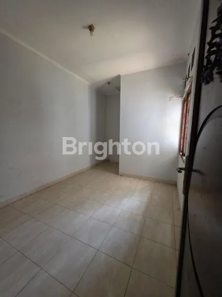 image RUMAH SIAP HUNI DI DEPOK (4)