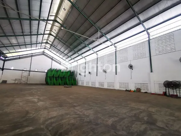 image GUDANG SIAP PAKAI 2 JEJER DI SAFE N LOCK (7)