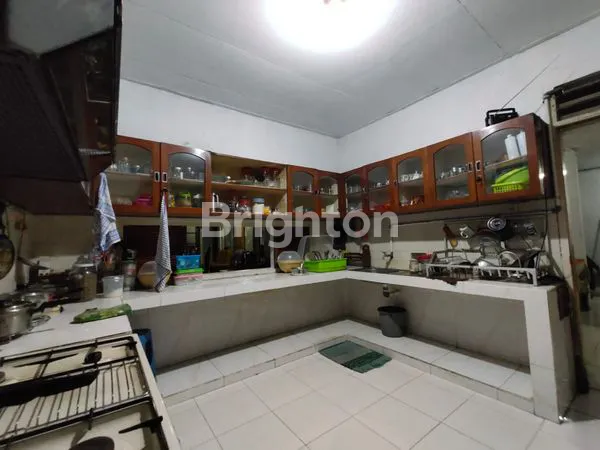 image RUMAH DI DUKUH KUPANG TIMUR SIAP HUNI (3)