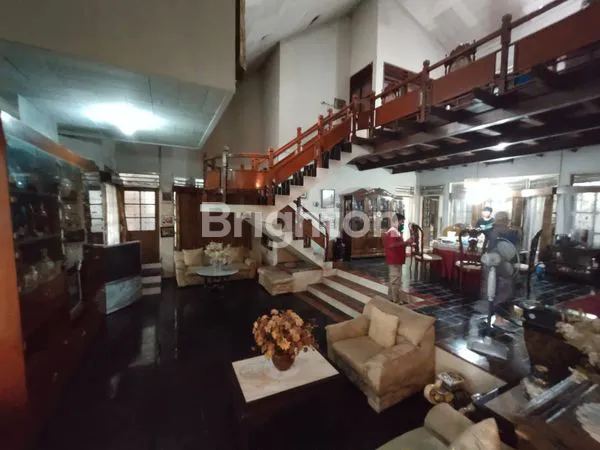 image RUMAH DI DUKUH KUPANG TIMUR SIAP HUNI (2)