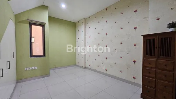 image DISEWAKAN RUMAH 2,5LANTAI 3KAMAR FURNISH DI KELAPA GADING, JAKARTA UTARA  (5)
