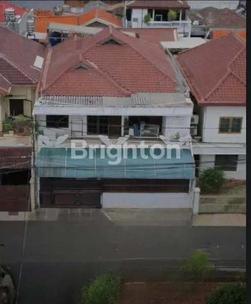 RUMAH SECONDARY STRATEGIS