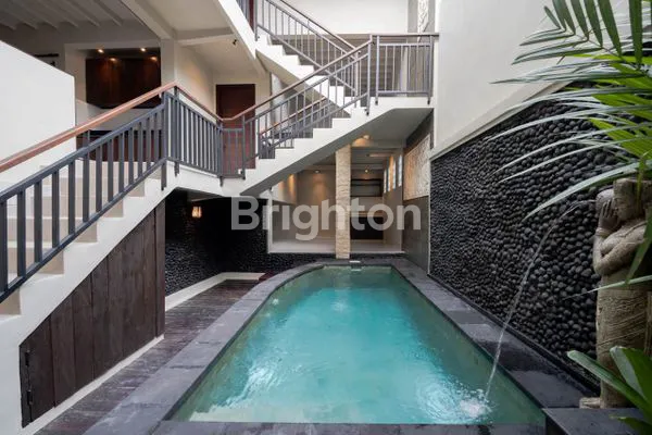 image VILLA 3 BEDROOM BARU SELESAI RENOVASI DI MUDING KAJA KEROBOKAN (3)