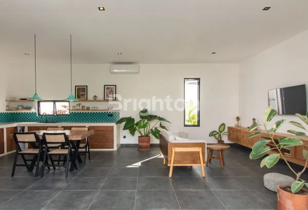 image VILLA TROPICAL 3 BEDROOM WITH LARGE GARDEN IN PADONAN BADUNG BALI (6)