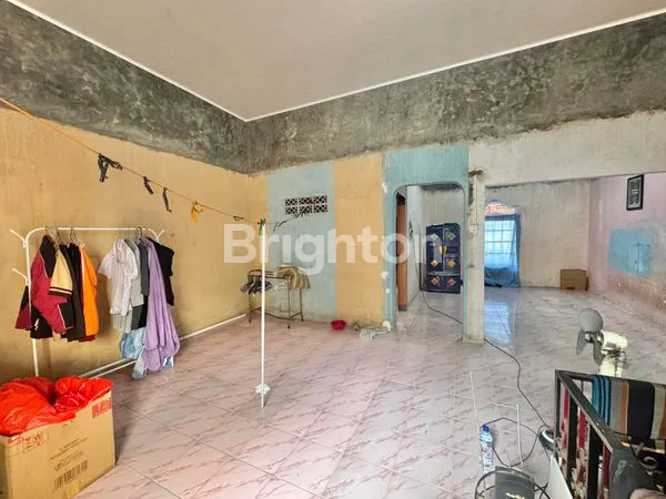 image RUMAH 2 LANTAI ROW 1 MOBIL SEMI FURNISHED DURI KEPA DEKAT TANJUNG DUREN (6)