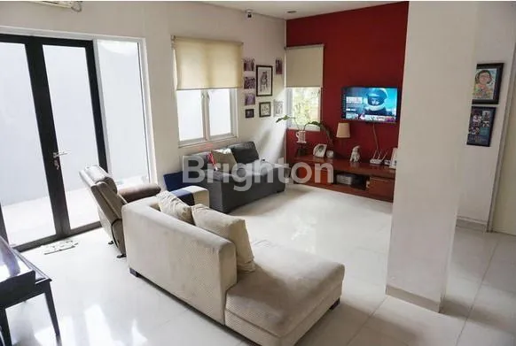 image RUMAH MEWAH FULL FURNISHED  XEKAT PINTU TOL & STASIUN KERETA DIJUAL.CEPAT AREA STRATEGIS BSD CITY  TANGERANG SELATAN LOKASI	 	: PAVILION RESIDENCE BSD CITY  TANGERANG SELATAN  (1)