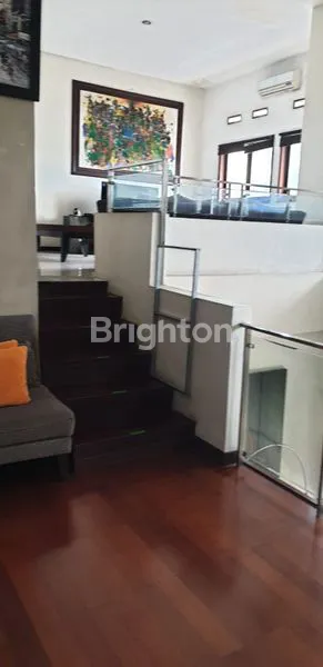 image RUMAH MEWAH KEDIRI (2)