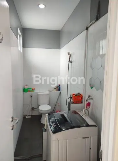 image RUMAH ASRI FULL FURNISHED DEKAT PINTU TOL & STASIUN KRL DIDAERAH STRATEGIS BSD CITY TANGERANG SELATAN (5)