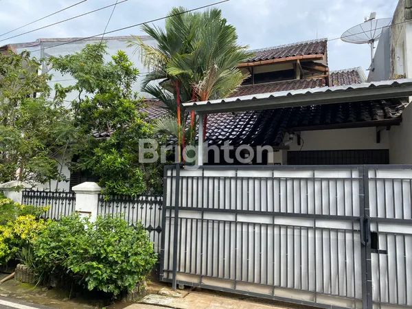 image RUMAH SIAP HUNI DIPEMUKIMAN PREMIUM CEMPAKA PUTIH SANGAT EKONOMIS DEKAT MALL GREEN PRAMUKA SQUARE JUAL SEGERA (4)