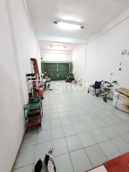 image RUKO SANGAT TERAWAT DI PINGGIR JALAN BESAR (1)