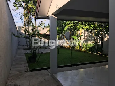 image CEPAT RUMAH FULLY FURNISHED DI JEMBER  (3)