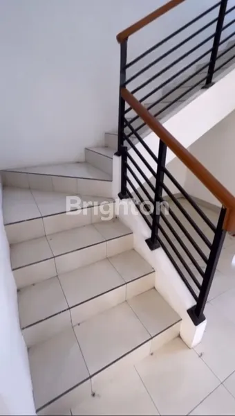 image RUMAH MEWAH 3+1 KT DI ROYAL SPRING CLUSTER EDELWEIS, GOWA - SIAP HUNI (4)