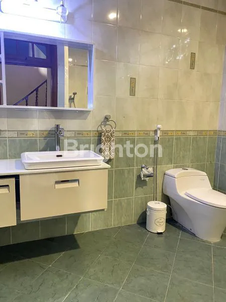 image “JARANG ADA! RUMAH MODERN DI TALUN DEKAT STASIUN KERETA, LINGKUNGAN AMAN” (6)