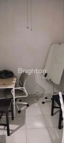 image RUMAH SIAP HUNI SERPONG LAGOON CISAUK TANGERANG (7)