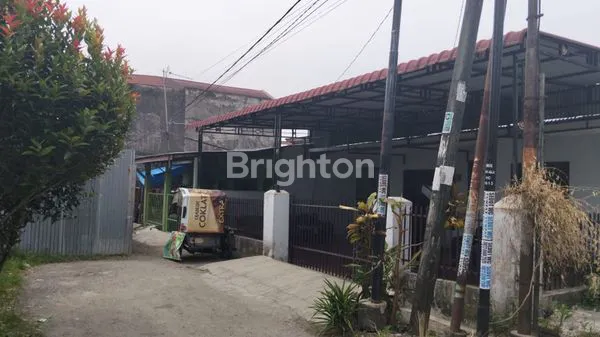 image RUMAH DI STADION TELADAN (5)