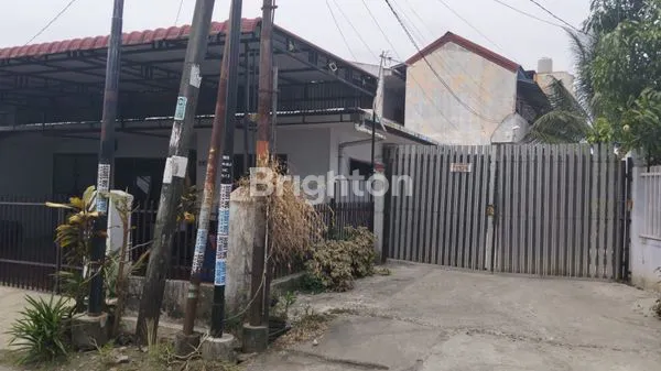 image RUMAH DI STADION TELADAN (4)