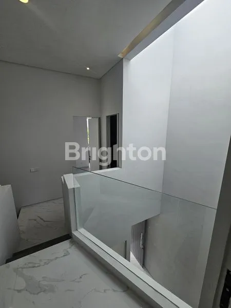 image RUMAH BARU MODERN MINIMALIS SUTOREJO UKURAN 5X15, ROW JALAN 2.5 MOBIL BISA KPR CUMA 1.5M-AN AJA (7)