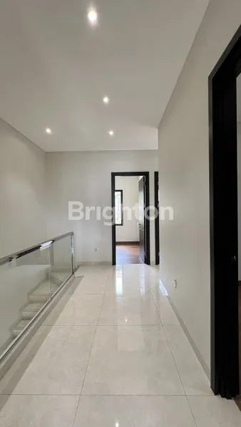 image AZURA HOUSE @VANYA PARK , NEW, TURUN HARGA, LOKASI STRATEGIS (5)