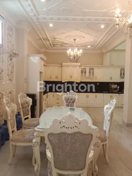 image RUMAH SEWA MEWAH SEMI-FURNISHED DI PERUMAHAN GTS, SAMARINDA (7)