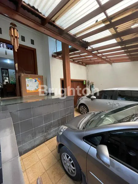 image RUMAH SEMI FURNISHED KAV DKI MERUYA JAKARTA BARAT (4)