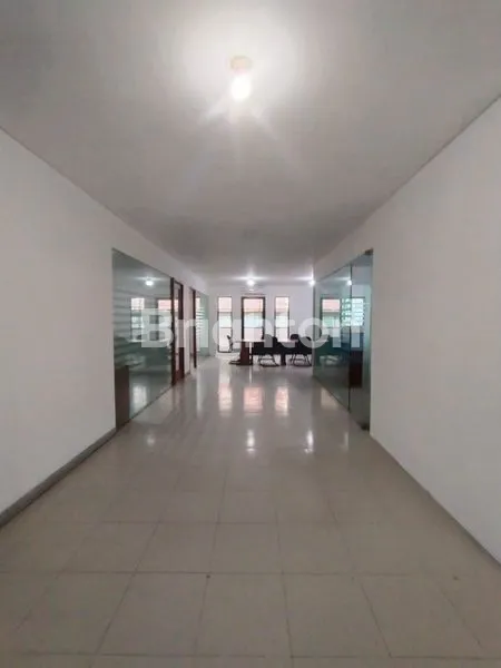 image RUKO KOMERSIAL GANDENG (3UNIT) 3 LANTAI LOKASI  SUPER STRATEGIS DI PUSAT KOMERSIAL SUNTER! PINGGIR JALAN RAYA, JAKARTA UTARA (3)