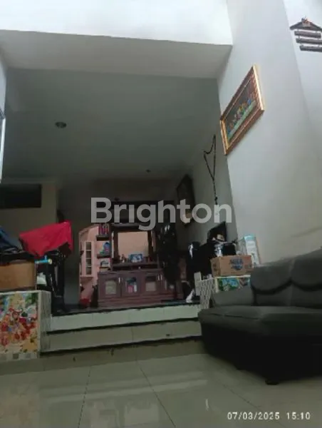 image RUMAH 2 LANTAI AREA YANG SANGAT STRATEGIS PUSAT GADING SERPONG TANGERANG (4)