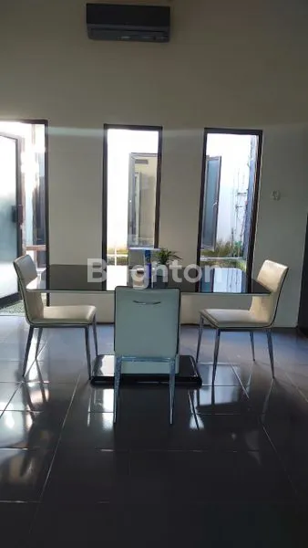 image RUMAH MEWAH SIAP HUNI DI GODANGAN PENEN, SLEMAN DEKAT PUSAT KOTA YOGYAKARTA (4)