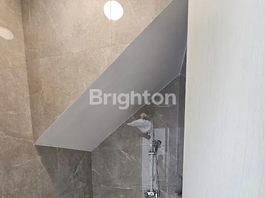 image RUMAH BAGUS LOKASI FAVORIT SUTOREJO (8)