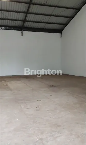 image GUDANG LUAS 800 M2 SIAP HUNI DI KOMPLEKS PERGUDANGAN KETAPANG KUALA, PANJANG (5)