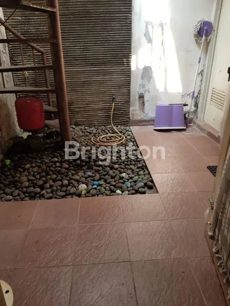 image RUMAH STRATEGIS DI PAKU JAYA, SERPONG UTARA, TANGERANG SELATAN - SHM, SIAP HUNI (7)