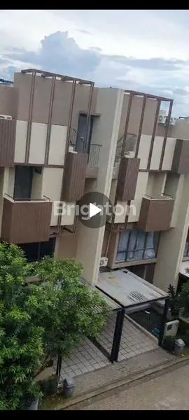 image RUMAH MEWAH FULLY-FURNISHED DI BSD CITY, AKSES TOL DAN FASILITAS LENGKAP (4)