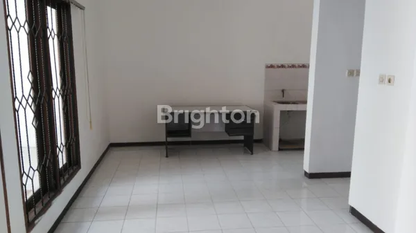 image RUMAH SIAP HUNI DAN TERAWAT GRAHA SAMPURNA WIYUNG (8)