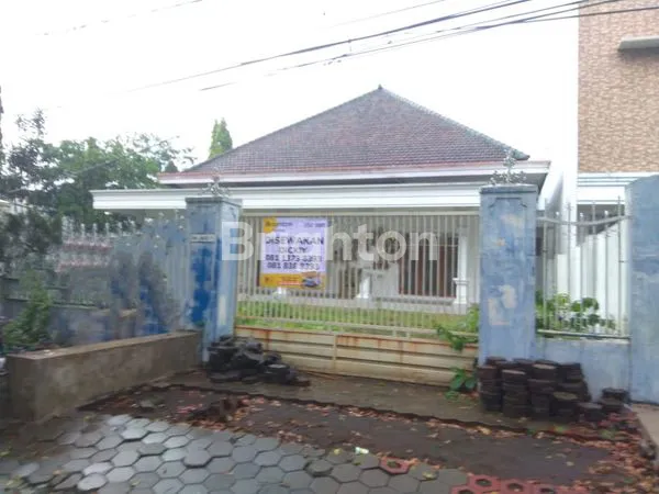 image RUMAH TENGAH KOTA COCOK UNT KANTOR (1)