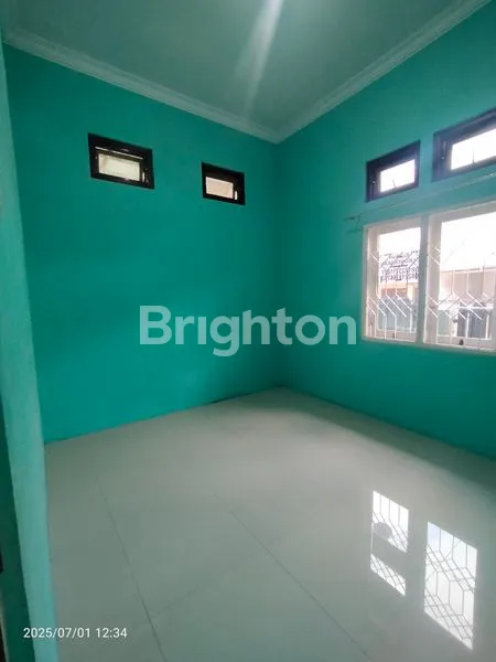 image RUMAH BERSIH TERAWAT SIAP HUNI DI AREA PANDANWANGI - KOTA MALANG (4)