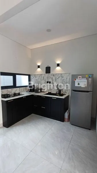 image RUMAH MODERN MINIMALIS DI CLUSTER FAVORIT BSD CITY (2)